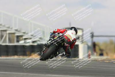 media/Mar-01-2025-Race Pace (Sat) [[ebf7b6e548]]/17-Vested (Turn 16) 210pm/